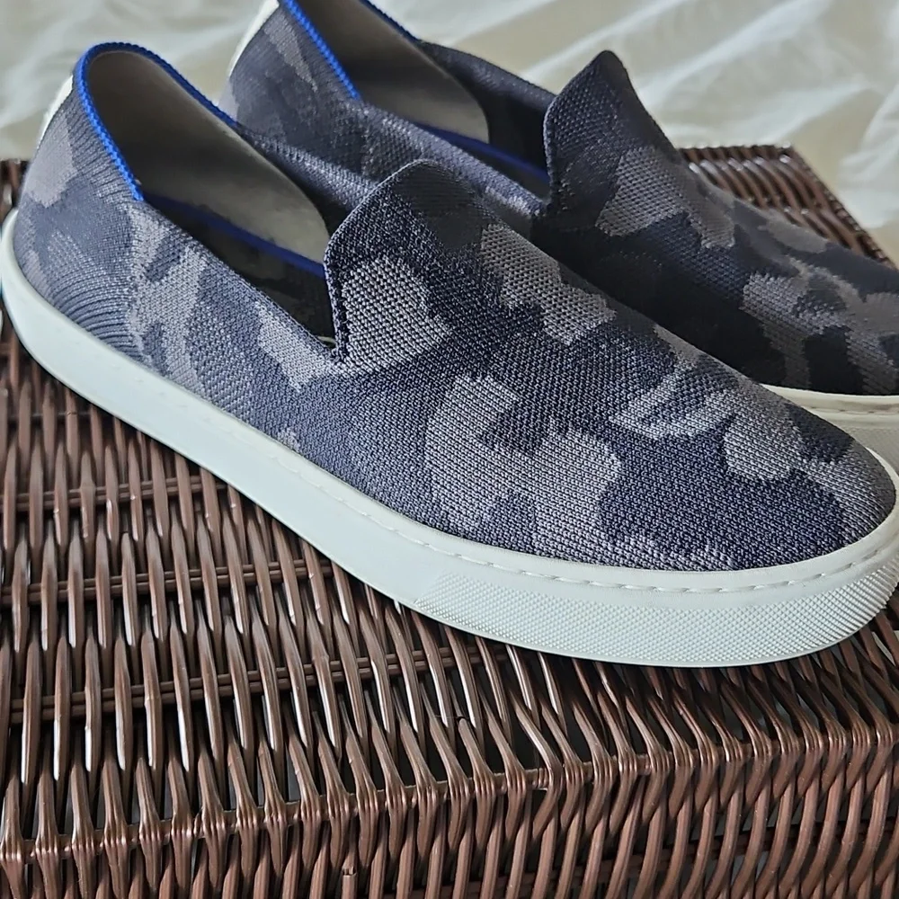 Rothys Original Gray Camo Slip On Sneaker, Size 7.5 - Picture 1 of 11